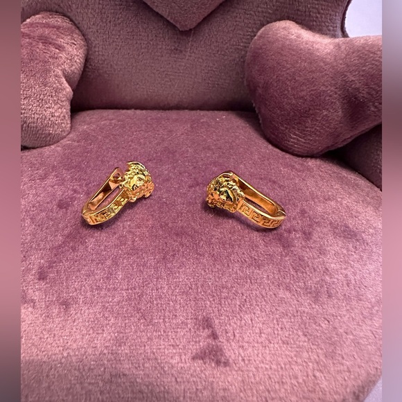 NWT Gold Versace Earrings - Picture 4 of 4